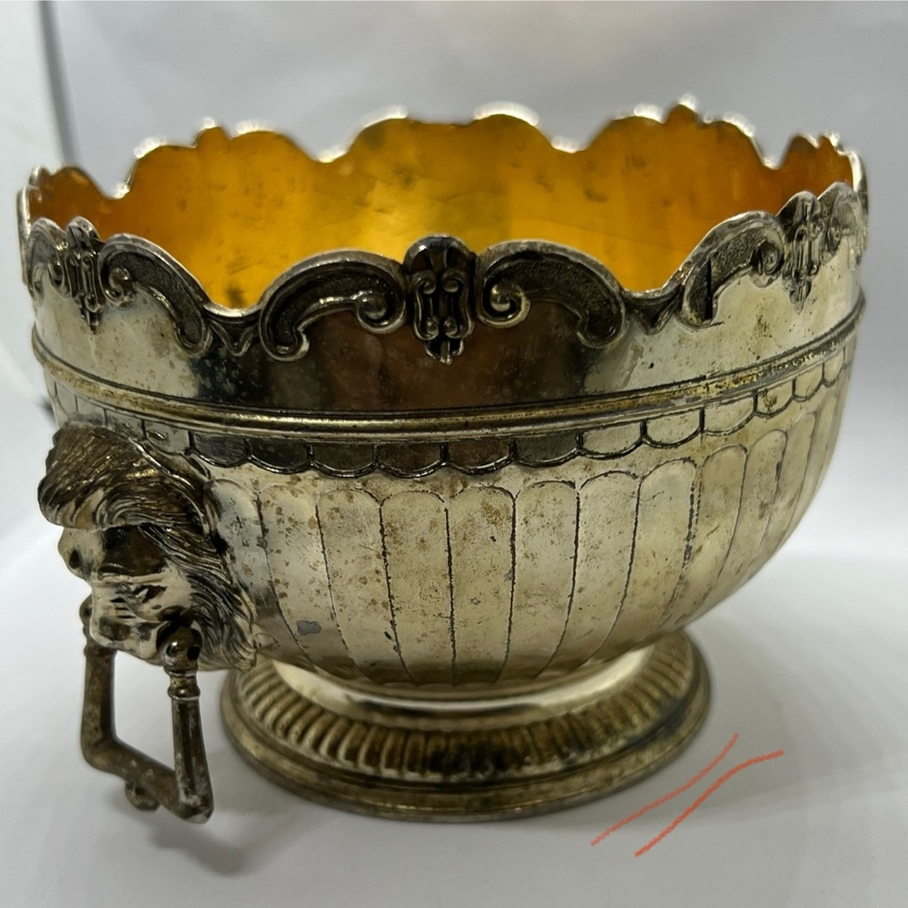 Elegant Silver and Gold Decorative Bowl From Birtsh Empire With One Lion Face